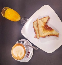 foto desayuno completo